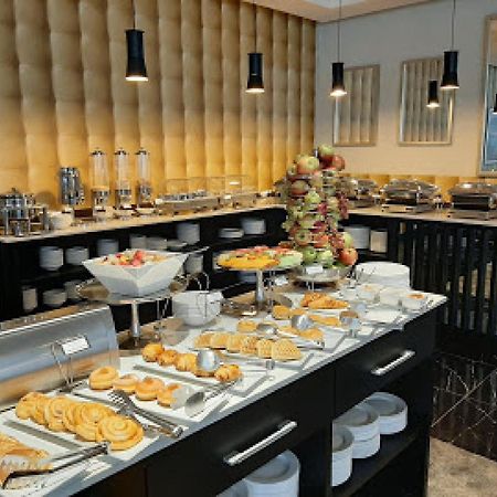 Room In Lodge - The Providence Hotel By Mantis Ikeja Ngoại thất bức ảnh